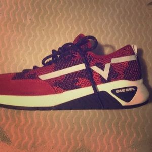 Diesels men shoes 110$ size 10 worn once